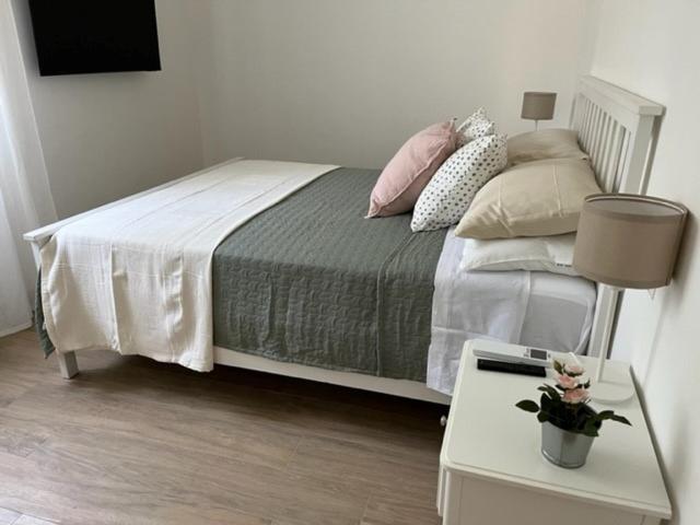 Puccini Apartment โมดินา ภายนอก รูปภาพ