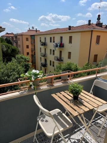Puccini Apartment โมดินา ภายนอก รูปภาพ